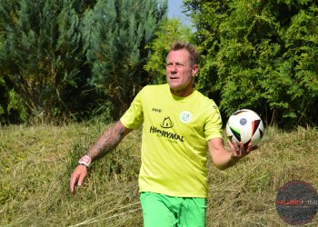 Emil Nečas: Fotbalový romantik, který v 53 letech sype hattricky a rozdává radost
