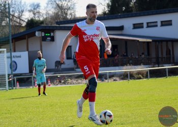 Loučka se s Huslenkami nepárala. Boráci měli střeleckou sobotu