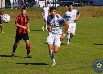 Jsem rád, že kluci přemluvili Honzu Surovce, říká hráč jara 1. A třídy Radek Chmela z Francovy Lhoty