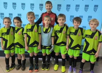 Víkendové zápasy vsetínské U8 – přátelské utkání ve Valašském Meziříčí a turnaj ve Velké Bystřici