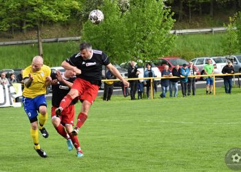 Sarajevo ve Lhotě u Vsetína proti Leskovci dirigoval Doležel