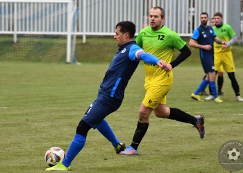 Hubená výhra Dolní Bečvy. Rychle střílel Špatný, držel Einšpígl a Fiurášek má smysl pro fair - play