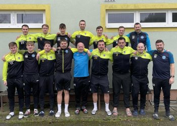 Ústí začalo ve druhém poločase proti Ajaxu proměňovat šance. Výborného brankáře Valašské Senice zabrzdilo zranění