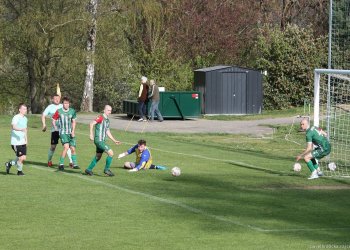Spravedlivá dělba v Krhové. Kanárci dlouhou přesilovku ve tři body nepřetavili