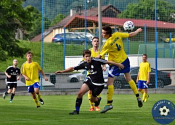 Lidečko se doma s Choryní nadřelo. Ta zase padla o branku