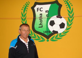FC LHOTKA PLÁČE, ZEMŘEL JEJÍ BOSS - ARNOŠT PAVELKA
