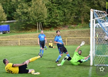 Hodové derby rezerv v Ratiboři skončilo plichtou. Dorazilo 250 diváků