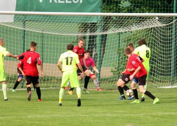 Druhým semifinalistou Valašskomeziříčské ligy je Prostřední Bečva. Kanárci s mnoha mladíky nepropadli