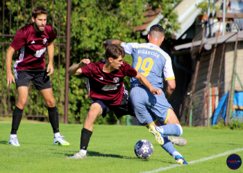 Výborný fotbal Na Kaštýle. Hovězí smáznul za šest minut hattrickem famózní Macíček - ohlas hlavní hvězdy zápasu