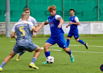 Rožnov zvládl hravě zápas o šest bodů proti Juřince. Vyloučený brankář a dvougólový Bill