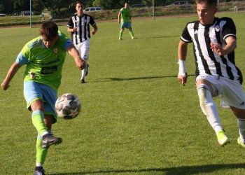 Trenér Fojtů ho vytáhl do mužského fotbalu. Návrat domů do Všechovic v podání Matěje Raka