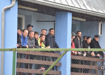 Poslali jsme naší chybou Dolní Lhotu k záchraně v soutěži, říká brankář Hovězí Radim Malaník