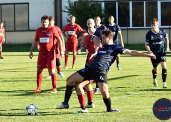 Brumov B do Rožnova nepřijel. Domácí mají tři body bez námahy