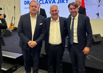 Pavel Janošík obdržel cenu Dr. Václava Jíry za celoživotní práci pro fotbal