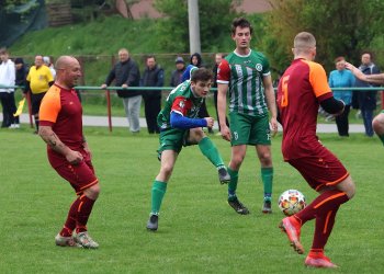 Jarcové došel dech a prohrál potřetí v řadě. Hosty SD Hošťálková/Kateřinice B držel 15letý brankář