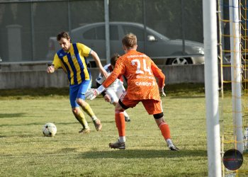 Hattrick Martina Chmely. Francova Lhota si hravě poradila s Valašskými Příkazy a ve druhém kole poháru vyzve Hrachovec