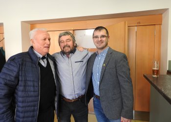 Foto č. 1 - Valašský fotbal se klaní trenérské legendě Luboši Kovářovi