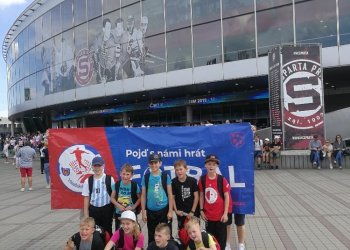 Foto č. 2 - U 10 Valmezu prožila v Praze víkend snů