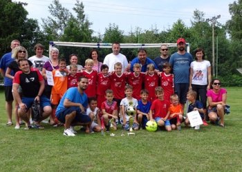 Foto č. 2 - Premiérový memoriál Karla Sikory v Podlesí vyhrálo Valašské Meziříčí