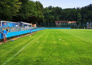 Foto č. 5 - FOTBALOVÝ  STADION  NA TYRŠOVCE  JE  PŘIPRAVEN  NA NADCHÁZEJÍCÍ  SEZONU
