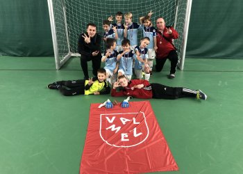 Foto č. 1 - Tým U 9 Valmezu poměřil své síly se slovenskými soupeři