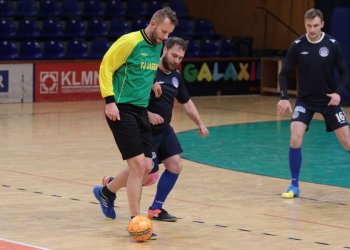 Foto č. 4 - Rozhodčí Valašska se úspěšně připravují na halových turnajích