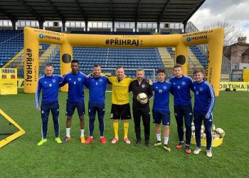 Foto č. 1 - Na Letné vyroste speciální zóna pro fanoušky. Fastav hostí Bohemku