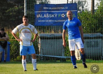 Foto č. 1 - Loučka poprvé zakopla, ale jinak své skupině vévodí