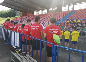 Foto č. 1 - Oddíl kopané TJ Valašské Meziříčí opět získal status krajského fotbalového střediska