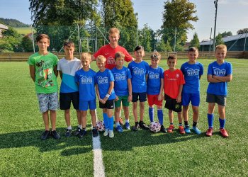 Foto č. 1 - Po Podlesí proběhl kemp fotbalové školy Indipro také v Liptále