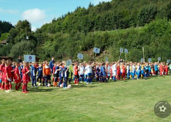 Foto č. 1 - Austin Future Cup vyhrál Trenčín. Domácí Liptál se radoval ze čtyř výher