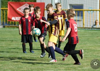 Foto č. 4 - Austin Future Cup vyhrál Trenčín. Domácí Liptál se radoval ze čtyř výher