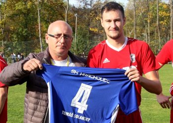 Foto č. 1 - Na Prostřední Bečvě poděkoval Hrachovec Tomáši Solanskému