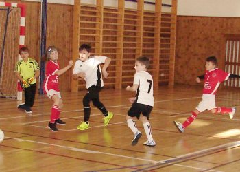 Foto č. 4 - Julius Ficek zve na 11. ročník Zimní ligy Ládi Štěpána