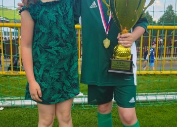 Foto č. 2 - Mladší přípravka našeho partnerského klubu z VKK přeborníkem okresu!