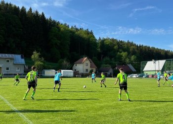 Foto č. 4 - Dorost našeho partnerského klubu z Lidečka v SD s Horní Lidčí si zahraje finále okresního poháru