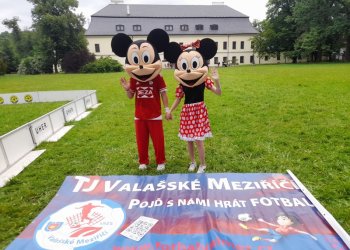 Foto č. 4 - Uplynulý týden meziříčské mládeže - 5. června. U10, U11 při střelecké chuti a Den dětí v  parku Kinských