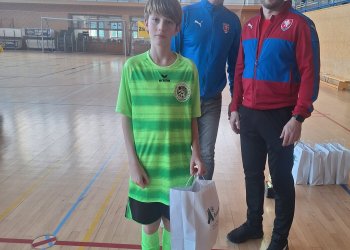 Foto č. 5 - Triumf mladých fotbalistů! Výběr U11 ovládl turnaj, U12 bralo stříbro. Celkově máme nejlepší výběr!