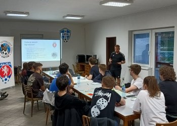 Foto č. 3 - VPR rozhodčích OFS Vsetín v Liptále