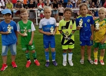 Foto č. 1 - Okresním mistrem mladších přípravek vsetínská U9