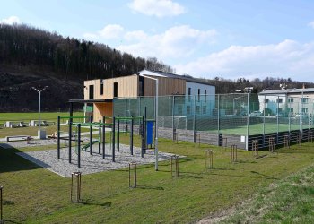 Foto č. 2 - Juřinka získala moderní sportovně-kulturní areál Na Fotbalce