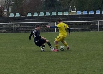 Foto č. 4 - Vítězství prvního týmu dorostenců VKK nad brankami a proměněná penalta Adama Ráčka