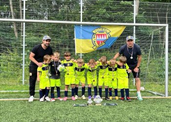 Foto č. 2 - Malí bojovníci z Kelče ovládli Havířov. Kategorie U7 vyhrála silně obsazený turnaj