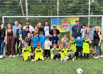Foto č. 1 - Malí bojovníci z Kelče ovládli Havířov. Kategorie U7 vyhrála silně obsazený turnaj