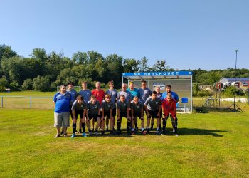 Foto č. 2 - Rozhodčí OFS Vsetín a Nový Jičín uzavřeli sezonu nejen přátelským utkáním