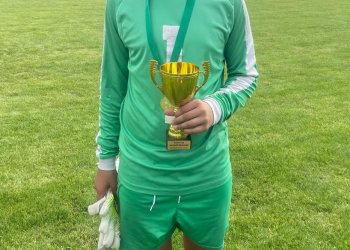 Foto č. 2 - Z valašských trávníků do ostravské ligy: Příběh brankářského talentu Josefa Mikulenky mladšího
