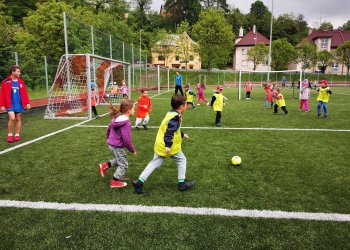 Foto č. 6 - FAČR společně s FC VSETÍN pořádala akci MĚSÍC NÁBORŮ aneb MŮJ PRVNÍ GÓL (aktualizace o fotky středa 20:00)