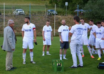Foto č. 58 - Kateřinice - Lhota u Vsetína a oslavy prvního místa v 1. B třídě
