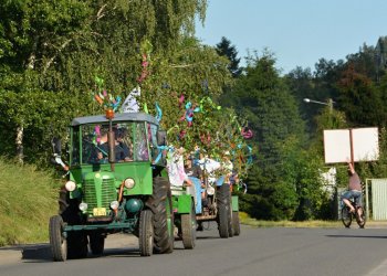 Foto č. 93 - Kateřinice - Lhota u Vsetína a oslavy prvního místa v 1. B třídě