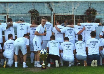 Foto č. 82 - Kateřinice - Lhota u Vsetína a oslavy prvního místa v 1. B třídě